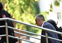 Miličević doveden u Tužilaštvo, SDS priprema veliki protest