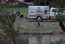 Poplave u Teksasu: Američki spasilac proglašen nacionalnim herojem nakon što je spasio 165 osoba