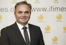 Bećirović o “bjeguncu” Dodiku, nesposobnoj Trojki, “akademiku” Čoviću, OSA-i, Džuvi: Amerikanci se u BiH ponašaju kao pred odlazak iz Afganistana, Rusi drže konce