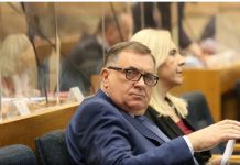 Politico: Dodikova stranka angažovala bivšeg šefa Trumpove kampanje za pripreme pred izbore u Republici Srpskoj