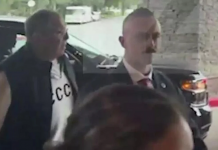 Lavrov ne krije namjere: Na Aljasku stigao u džemperu “SSSR”