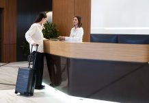 Skoro 50 turista iz Izraela zaglavilo u BiH: Osoblje hotela im bacilo pasoše u smeće