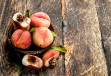 Uvoznik tvrdi da sporne breskve iz Albanije nisu njihove, nego da je Agencija napravila grešku