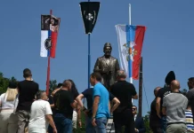 Islamska zajednica u BiH osudila podizanje spomenika ratnom zločincu Pavlu Đurišiću u Crnoj Gori