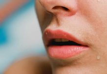 Trik koji povećava volumen usana prirodnim putem