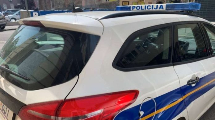 policija