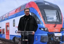 Vučić priziva rat: Svi kopaju rovove, moramo se i mi pripremiti