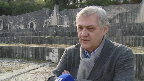 Safet Oručević