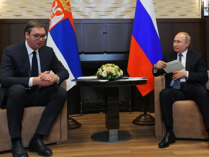 Vucic i Putin