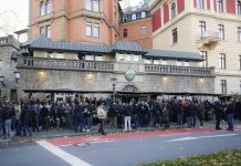 TRANSPARENT NA STADIONU SVE REKAO: Ovo je ideološka pozadina sukoba navijača Mainza i Zrinjskog…