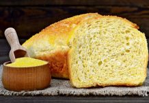 NAPRAVITE BRZO I JEDNOSTAVNO DOMAĆI KUKURUZNI KRUH: Najteži dio pripreme je čekanje da se…