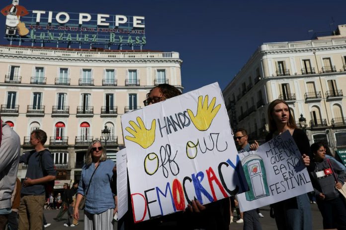 protestii