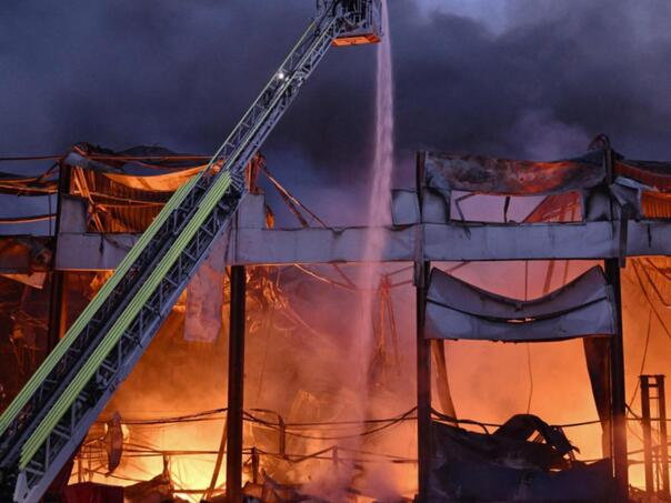 snazan-ruski-napad-na-kijev-jedna-osoba-poginula-vise-ranjenih-afp_68fc82af7db8f