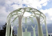 Sutra otkrivanje spomenika “Cvijet Srebrenice” na Trgu UN-a u Beču