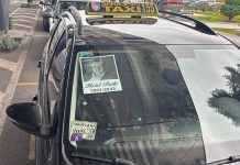 Vozači Sarajevo taxija polijepili Halidove fotografije na vozilima, spremno čekaju goste iz regiona