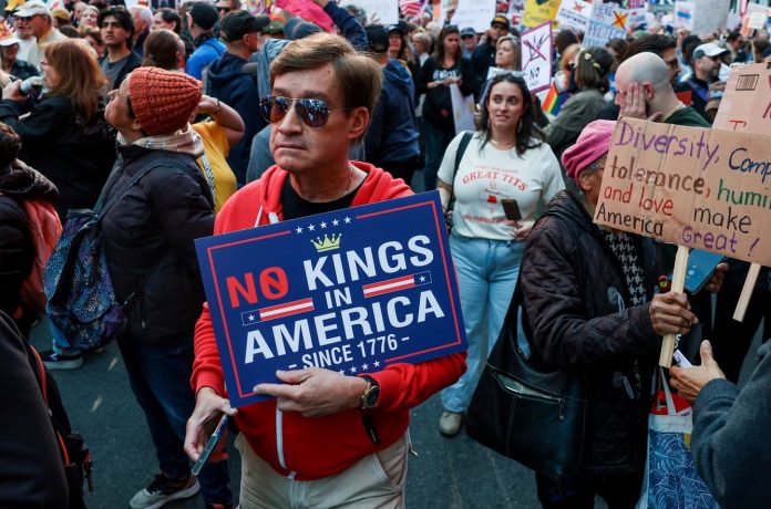 trump-protest-6_68f47427ea914