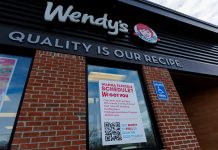 Finansijski krah: Poznati američki lanac brze hrane zatvara na stotine restorana