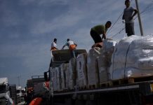 Izrael blokira ulazak injekcija i hrane za bebe u Gazu