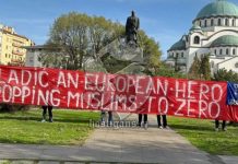 Rumunski navijači na putu prema Zenici veličali ratnog zločinca Ratka Mladića sramnim porukama: “Muslimane smanjuje na nulu”