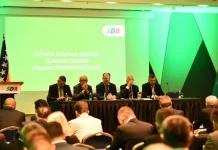 Glavni odbor SDA BiH: Usvojeni brojni zaključci, od proporcionalne zastupljenosti u institucijama BiH do Mevlane u Mostaru
