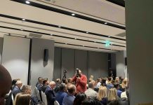 Drama u Banjaluci: Dojavljena bomba na svečanoj akademiji povodom Dana državnosti BiH, čeka se evakuacija