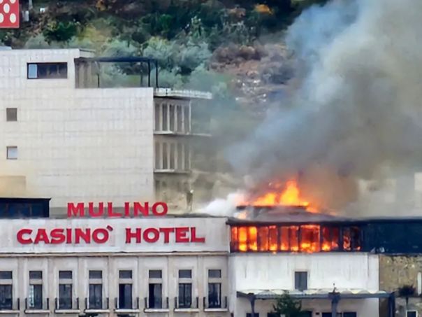 zapalio-se-veliki-hotel-u-istri-vatrena-stihija-u-plovaniji-gori-casino-i-hotel-mulino-net-hr-11-21-2025-11-59-am_692046651bf9c