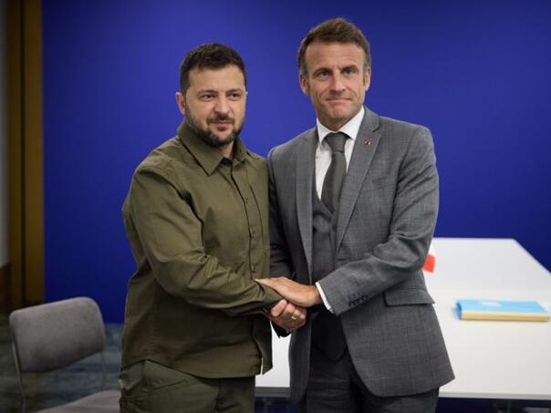 Zelenski i Emmanuel Macron