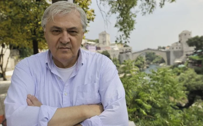 aa-20240721-35195284-35195268-safet-orucevic-o-godisnjici-obnove-zeljeli-smo-da-stari-most-ponovo-izgrade-bosnjaci-srbi-i-hrvati