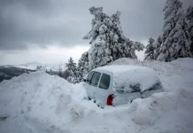 Stručnjak otkrio ključni savjet za vozače koji se zaglave u snijegu: Ovo je jedina stvar koju možete da uradite