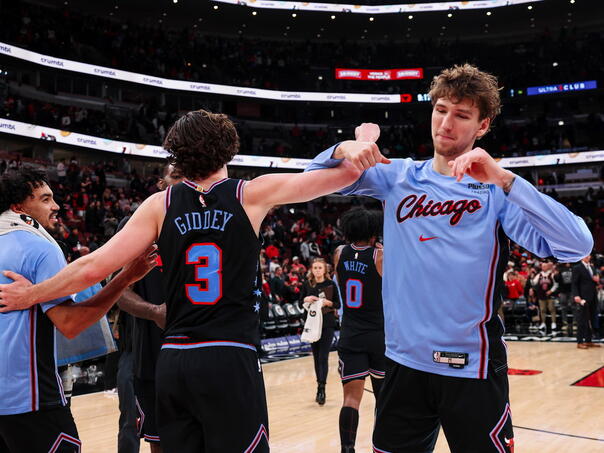 pobjeda-bullsa-protiv-clevelanda-memphis-izenadio-u-minnesoti-bulls_6943adf8809f4