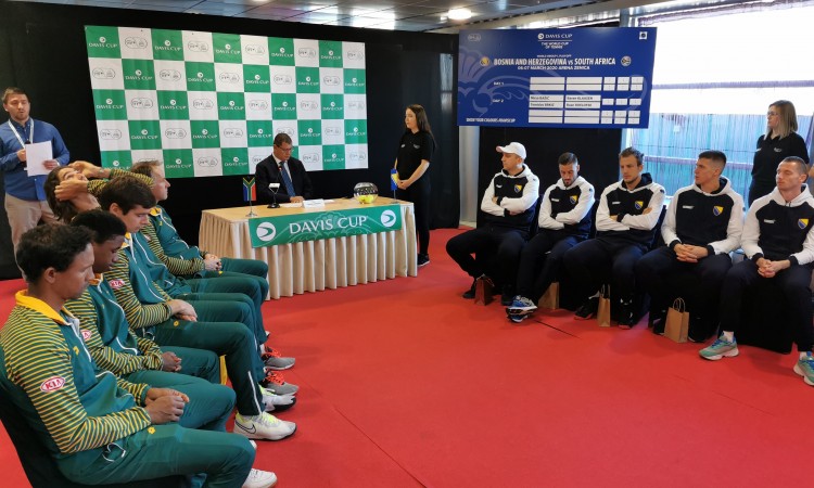 Džumhur i Ruan Roelofse sutra prvi izlaze na teren u Zenici