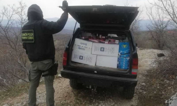 Spriječeno krijumčarenje cigareta iz Crne Gore u BiH