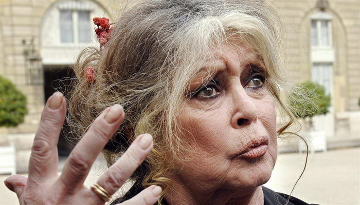 Brigitte Bardot: Živjela policija koja nas štiti od najezde ološa
