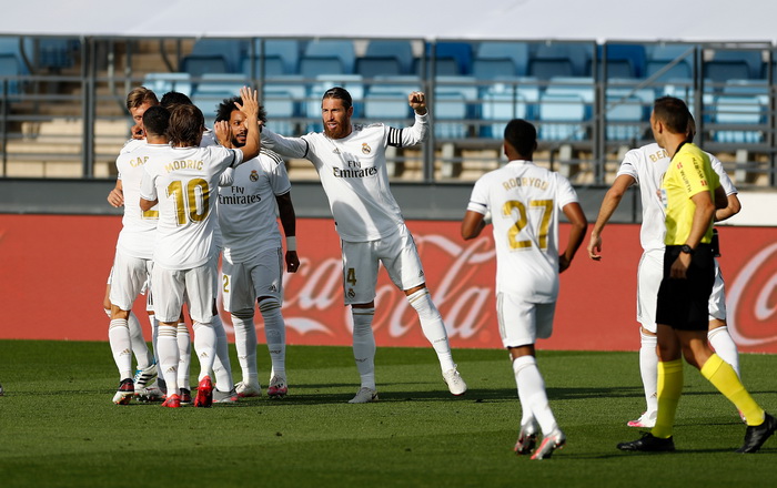 Real srušio Eibar i zadržao korak za Barcelonom