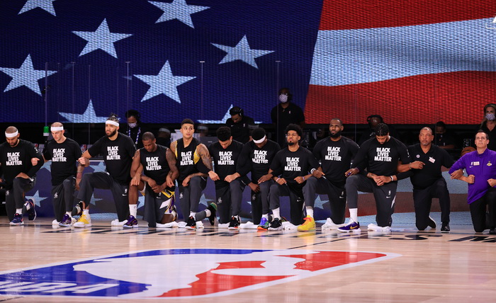 Nastavljena NBA liga: Derbi Los Angelesa pripao Lakersima