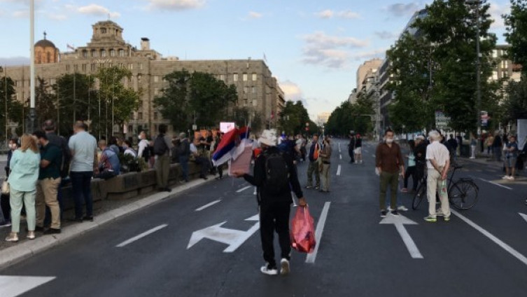 Mirna okupljanja u nekoliko gradova Srbije