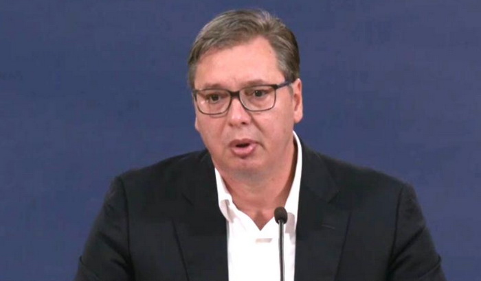 Vučić: Od sutra zabrana okupljanja, od petka policijski čas!