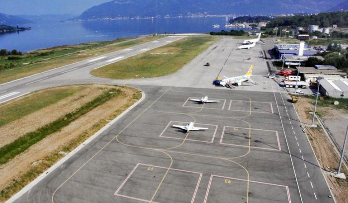 Rusi potpuno ukidaju letove za Tivat: Na pomolu krah crnogorskog turizma