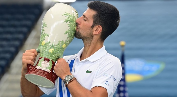 Đoković nakon preokreta savladao Raonića za novu titulu i ulazak u historiju tenisa