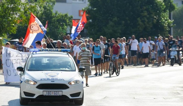 Protest u Zadru zbog azbesta s Titovog broda