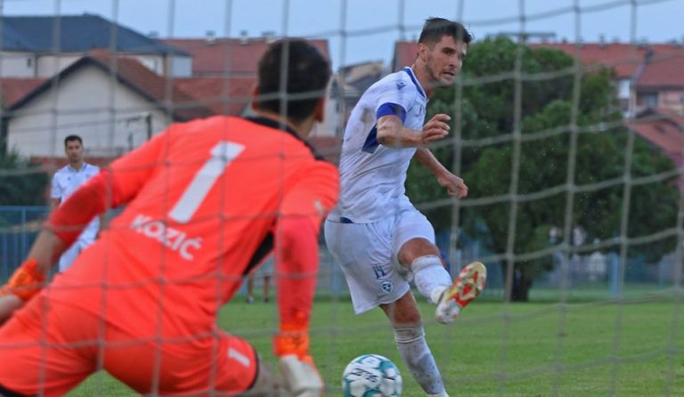 Željo u derbiju na Pecari cilja vrh, Radnik stiže na Tušanj