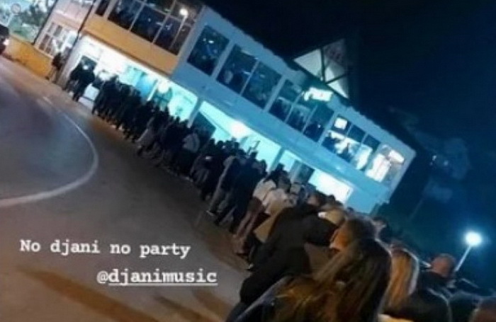 Korona party uz pjevača Đanija u Lukavcu: U krcatom klubu građani se provode