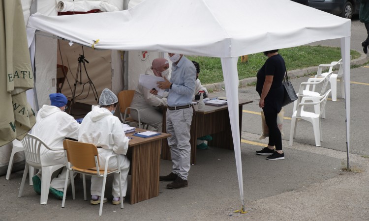 U BiH danas 1.275 novozaraženih, za 24 sata preminulo 49 osoba