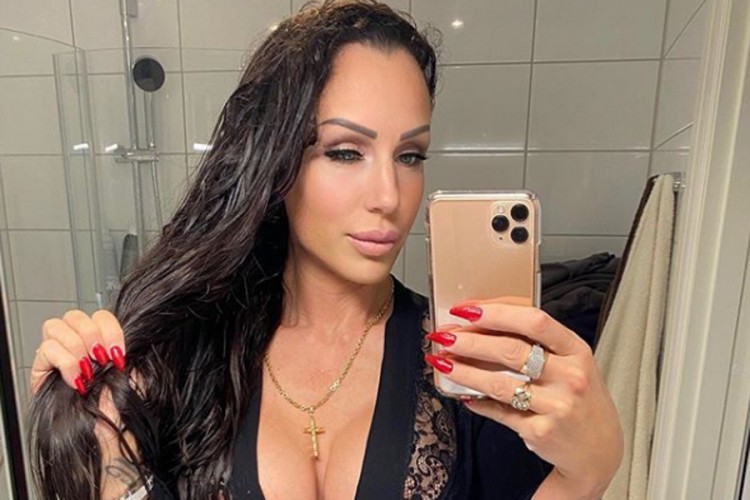 Najplaćenija Srpkinja na sajtu za odrasle mjesečno zaradi garsonjeru