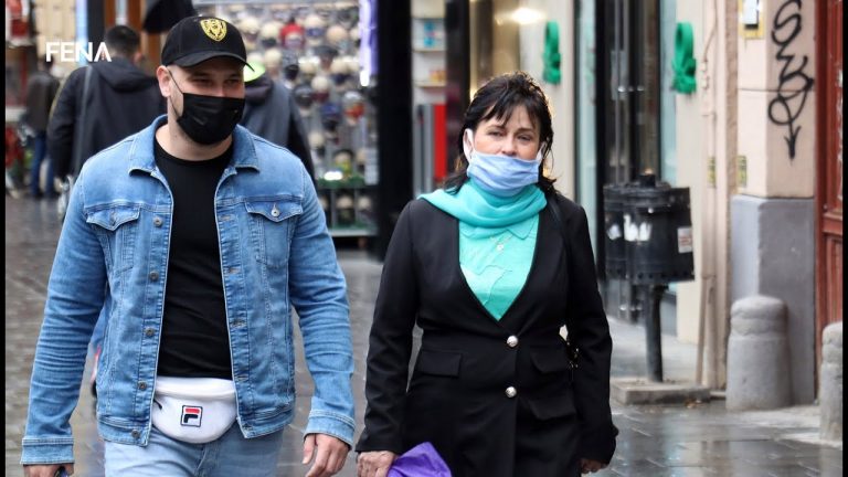 U KS od danas obavezno nošenje maski i na otvorenom