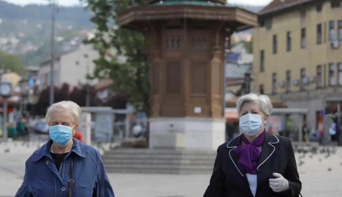 Poziv ljekarima u penziji da pomognu u borbi protiv koronavirusa u Sarajevu