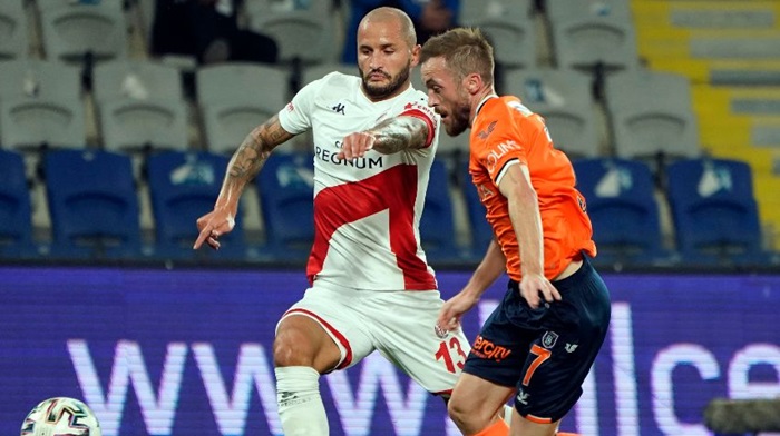 Sjajan nastup Zmaja u ubjedljivom trijumfu Basaksehira: Višća i drugovi potopili Antalyaspor