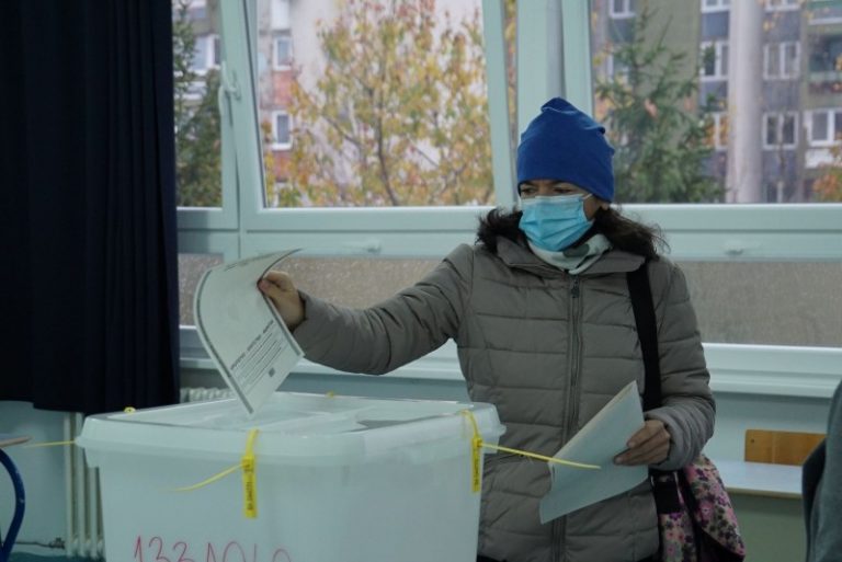 Otvorena birališta u BiH, građani glasaju za lokalnu vlast