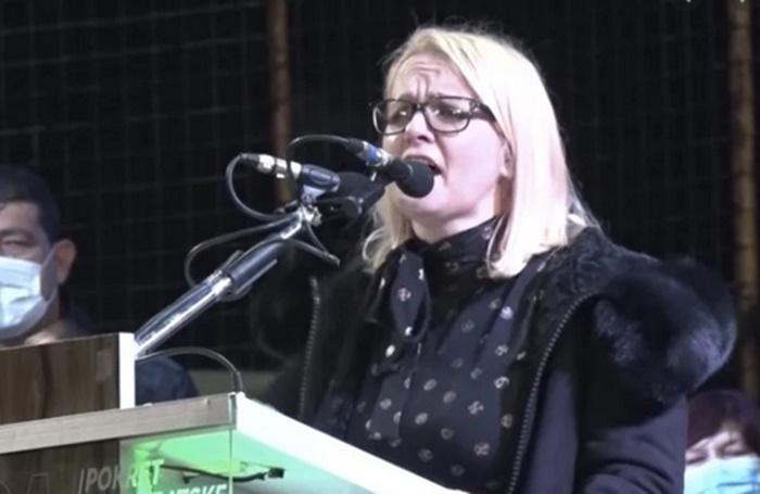 Elzina Pirić u zanosu: Samo je jednog Bog poslao s neba nama