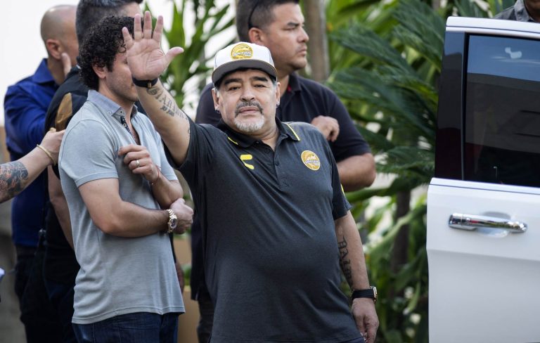 Diego Maradona uspješno operisan